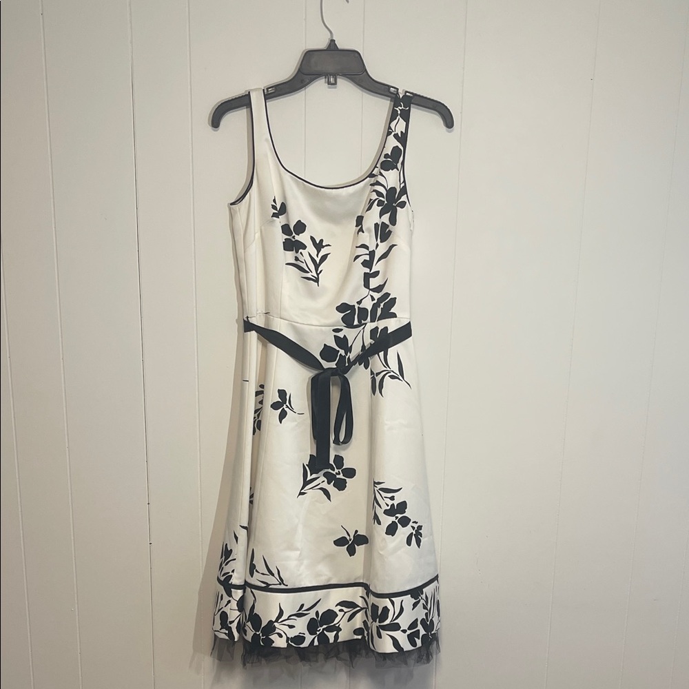 Talbots Black and White Floral Midi Dress new size 6